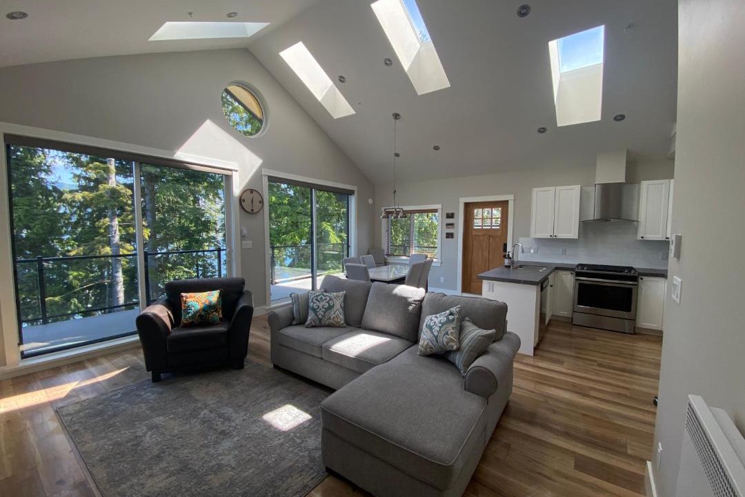 Photo of Livingroom in Port Renfrew