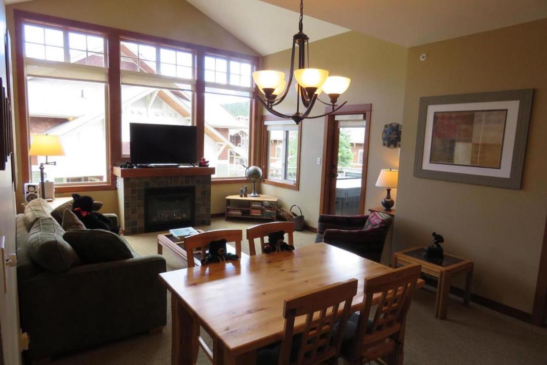 Photo of Livingroom in Sun Peaks