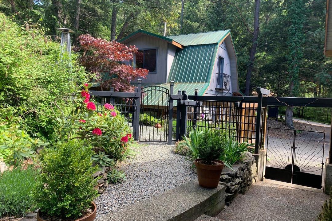 Photo of Others in Salt Spring Island