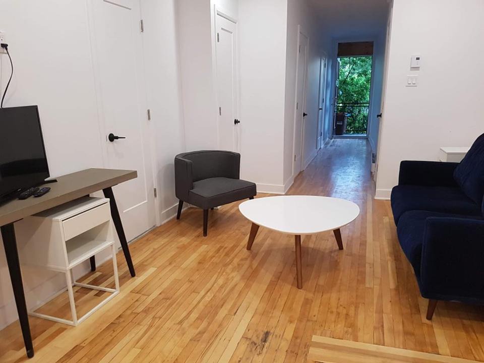 Photo of Livingroom in Mile End