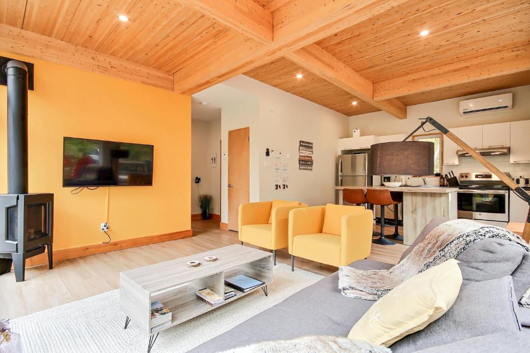 Photo of Livingroom in Sutton