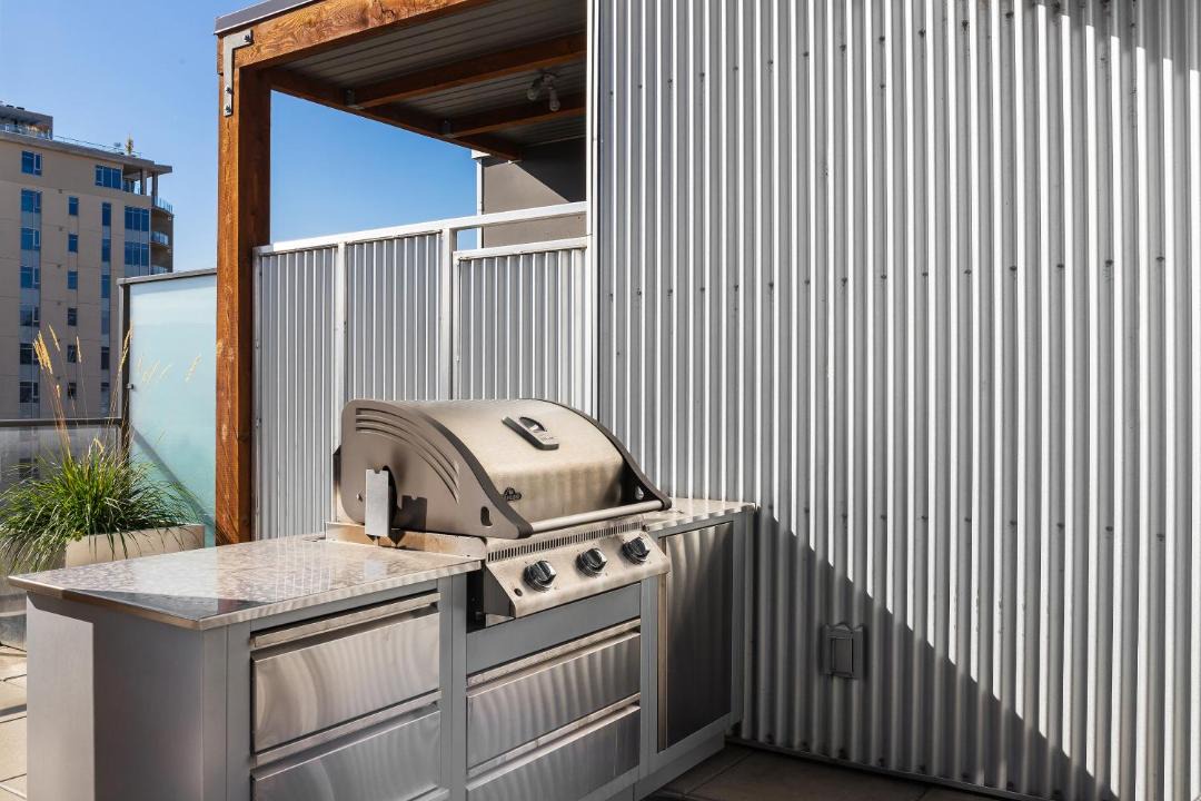 Photo of Patio Balcony in Kelowna Central Business District