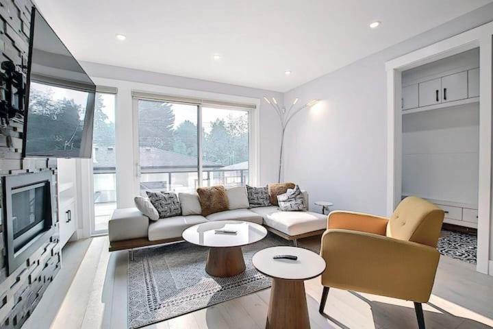 Photo of Livingroom in Glenbrook
