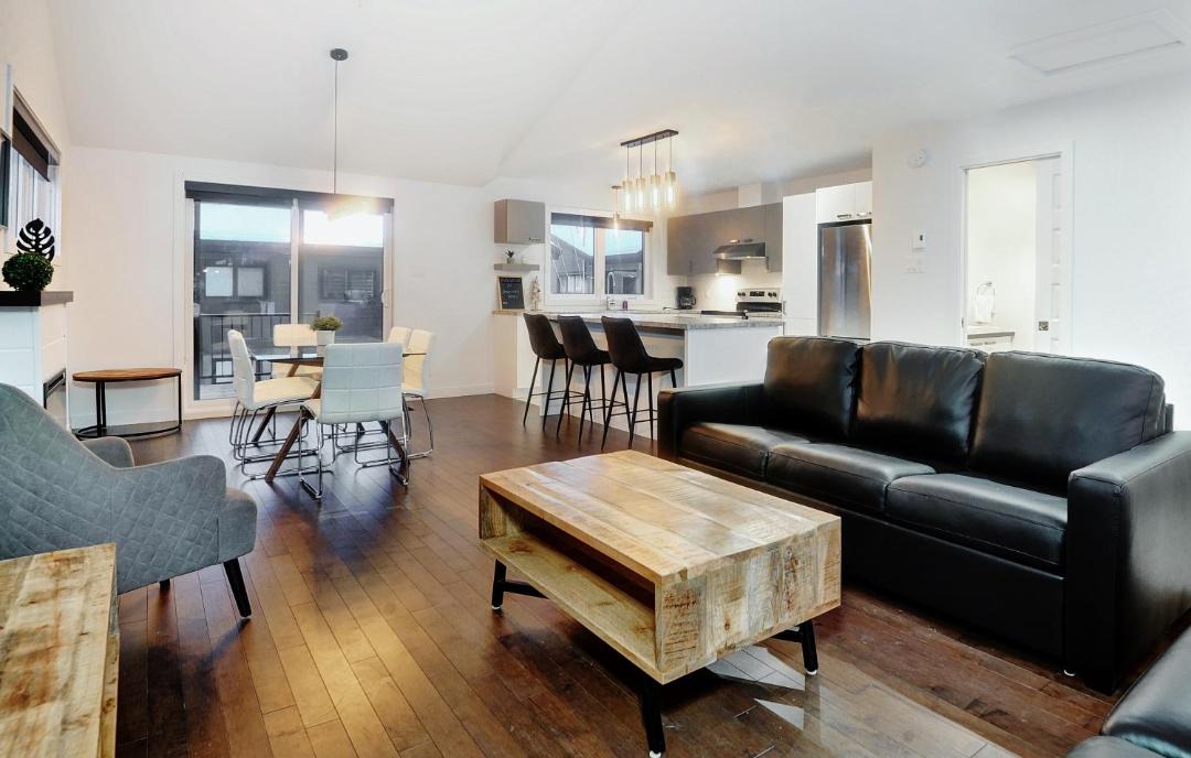 Photo of Livingroom in Stoneham