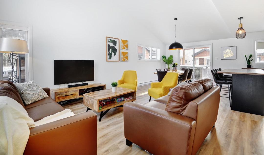 Photo of Livingroom in Stoneham