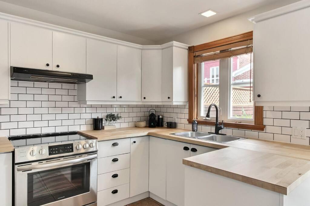Photo of Kitchen in Desjardins