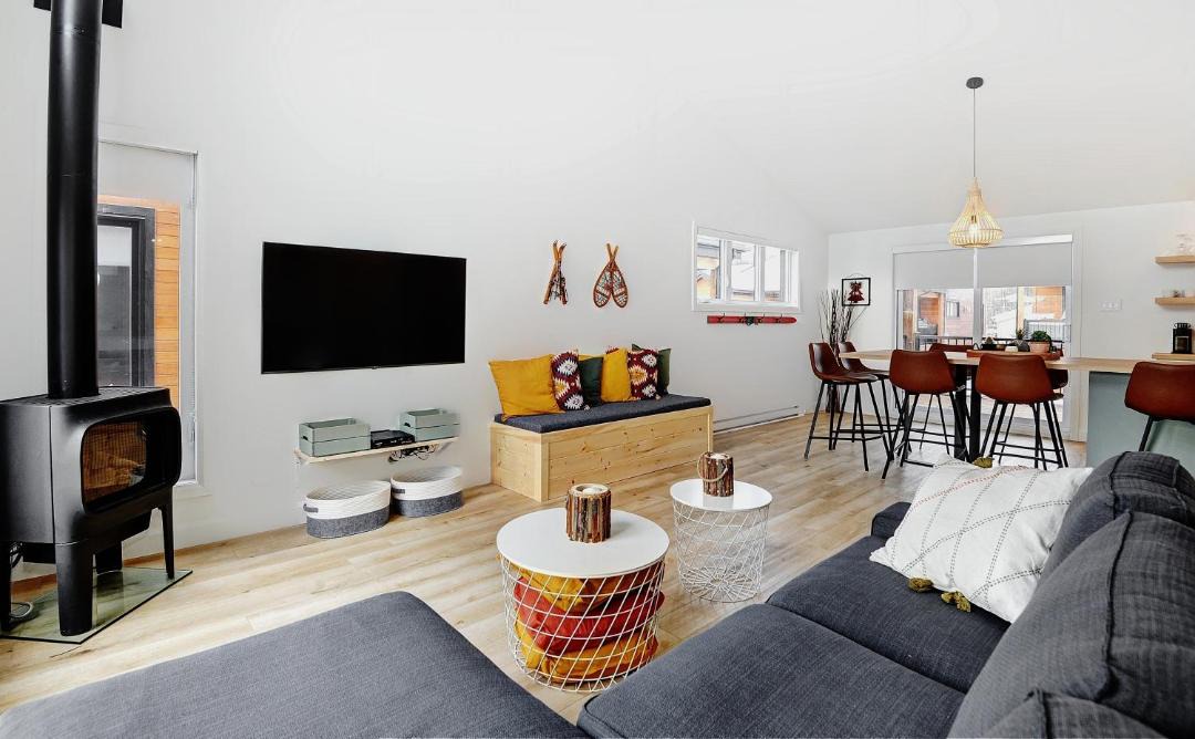 Photo of Livingroom in Stoneham