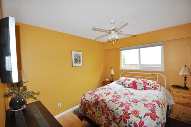 Photo of Bedroom in Colwood
