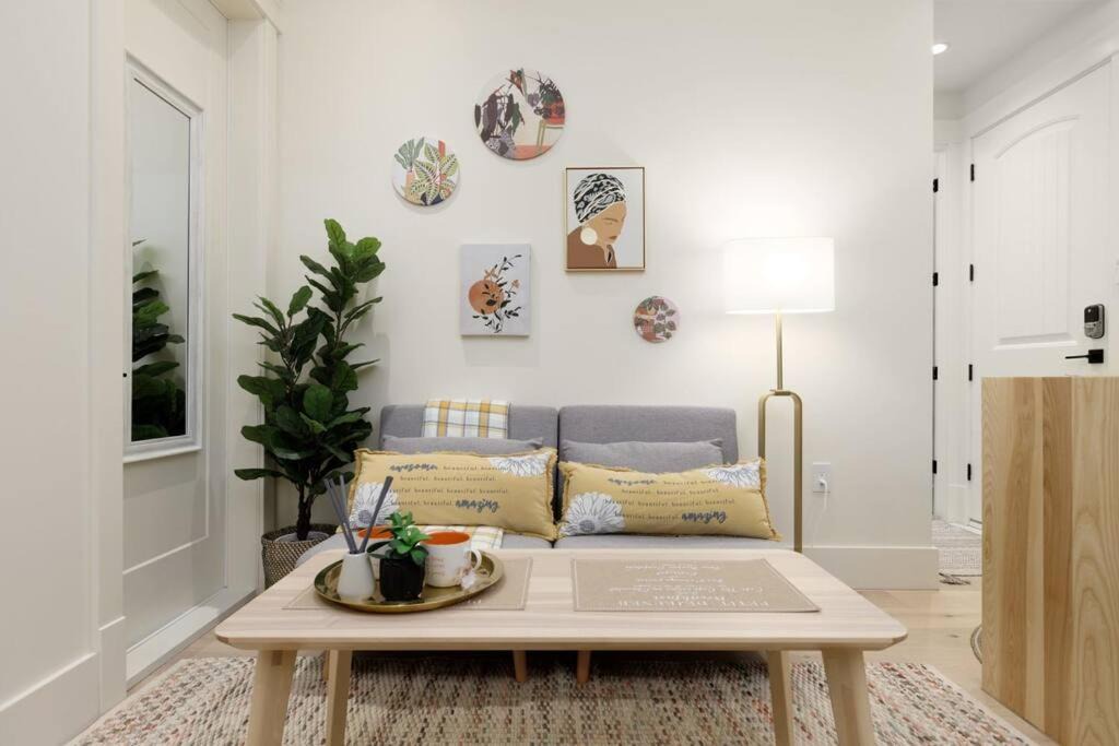 Photo of Livingroom in Richmond