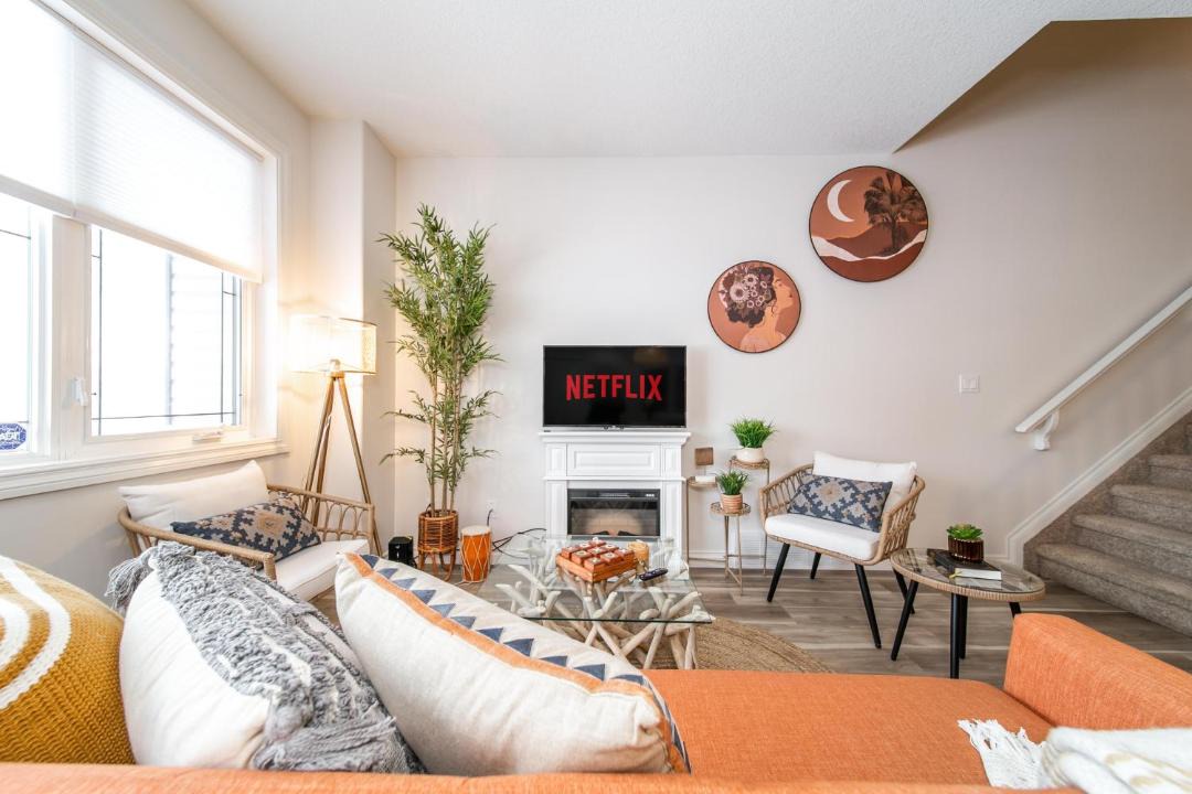 Photo of Livingroom in Northwest Edmonton