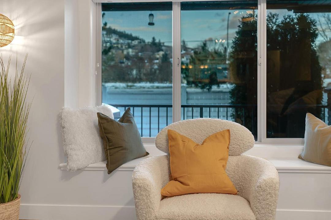 Photo of Livingroom in Black Mountain