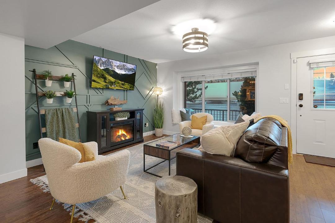 Photo of Livingroom in Black Mountain