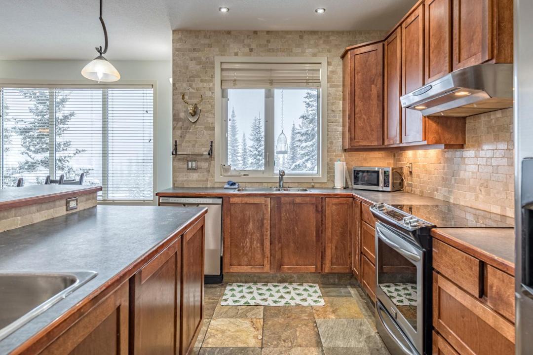 Photo of Kitchen in Silver Star Mountain