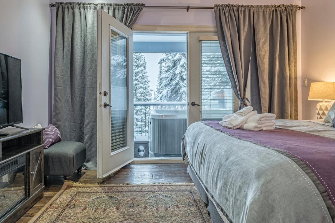 Photo of Bedroom in Silver Star Mountain