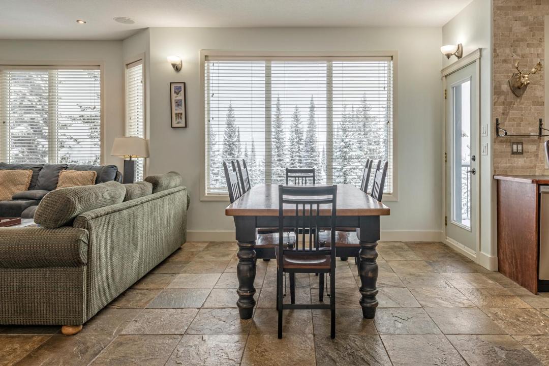 Photo of Livingroom in Silver Star Mountain