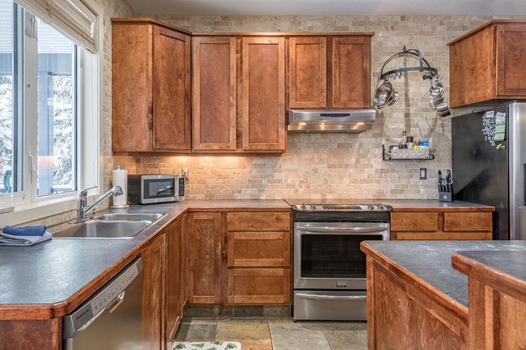 Photo of Kitchen in Silver Star Mountain