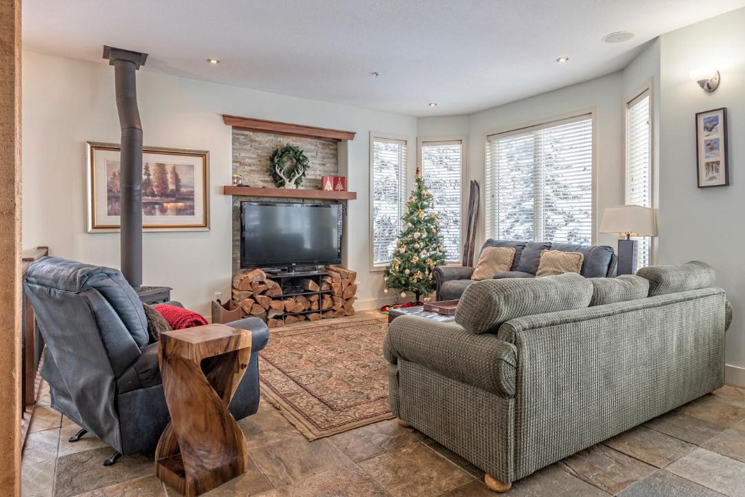 Photo of Livingroom in Silver Star Mountain