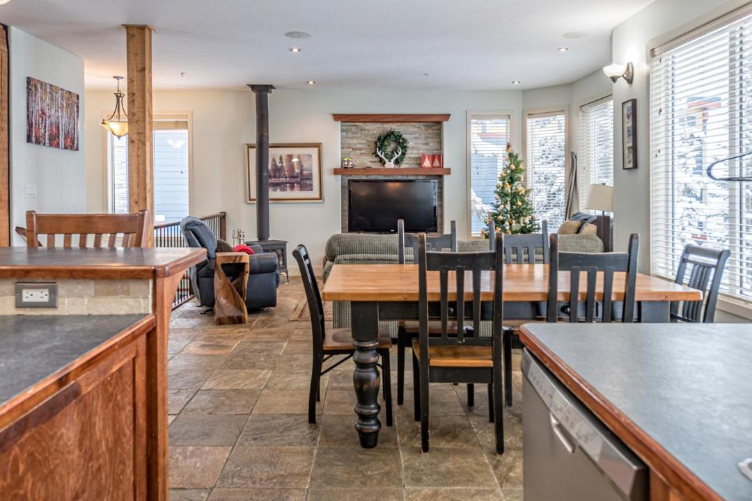 Photo of Livingroom in Silver Star Mountain