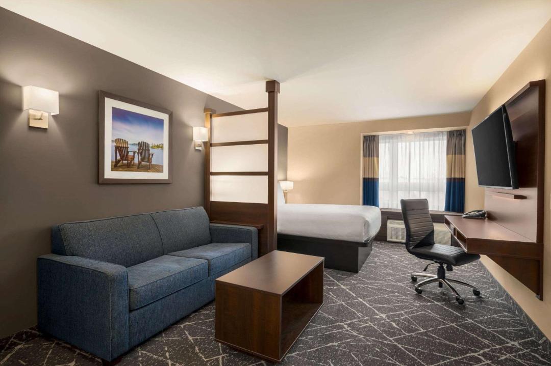 Photo of Bedroom in Aurora