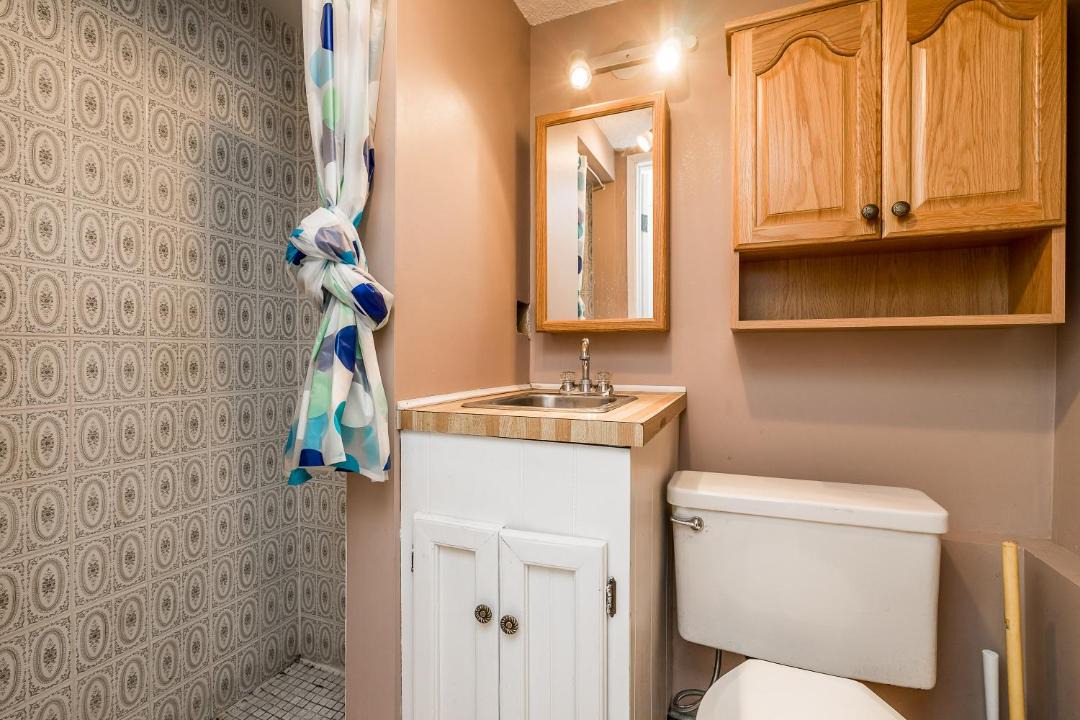 Photo of Bathroom in Delta
