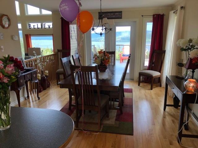Photo of Livingroom in Humber Valley