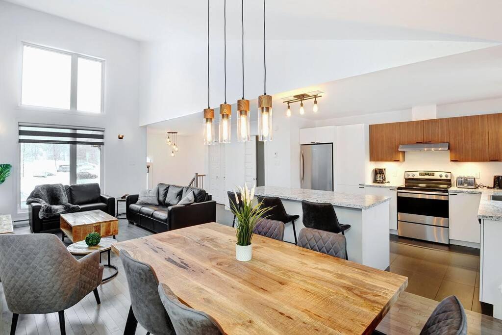 Photo of Livingroom in Stoneham