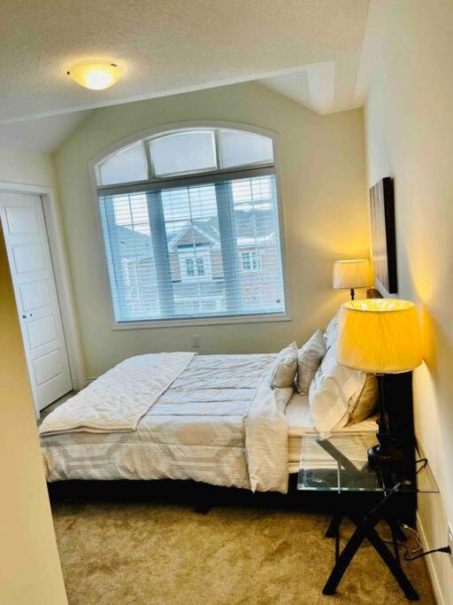Photo of Bedroom in Halton Regional Municipality
