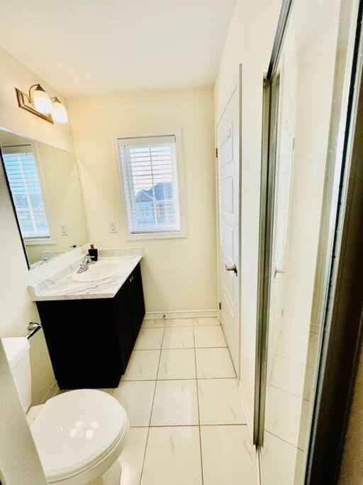 Photo of Bathroom in Halton Regional Municipality