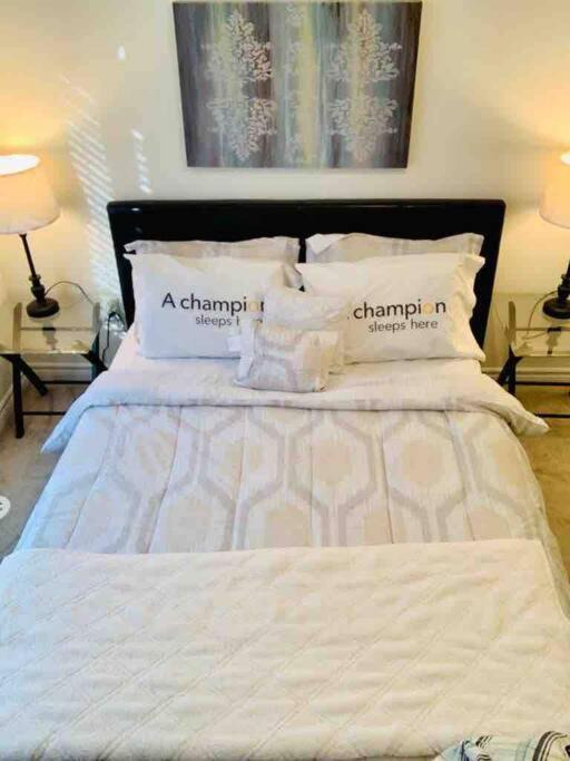 Photo of Bedroom in Halton Regional Municipality