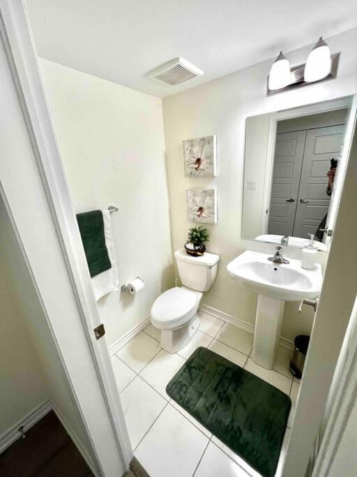 Photo of Bathroom in Halton Regional Municipality