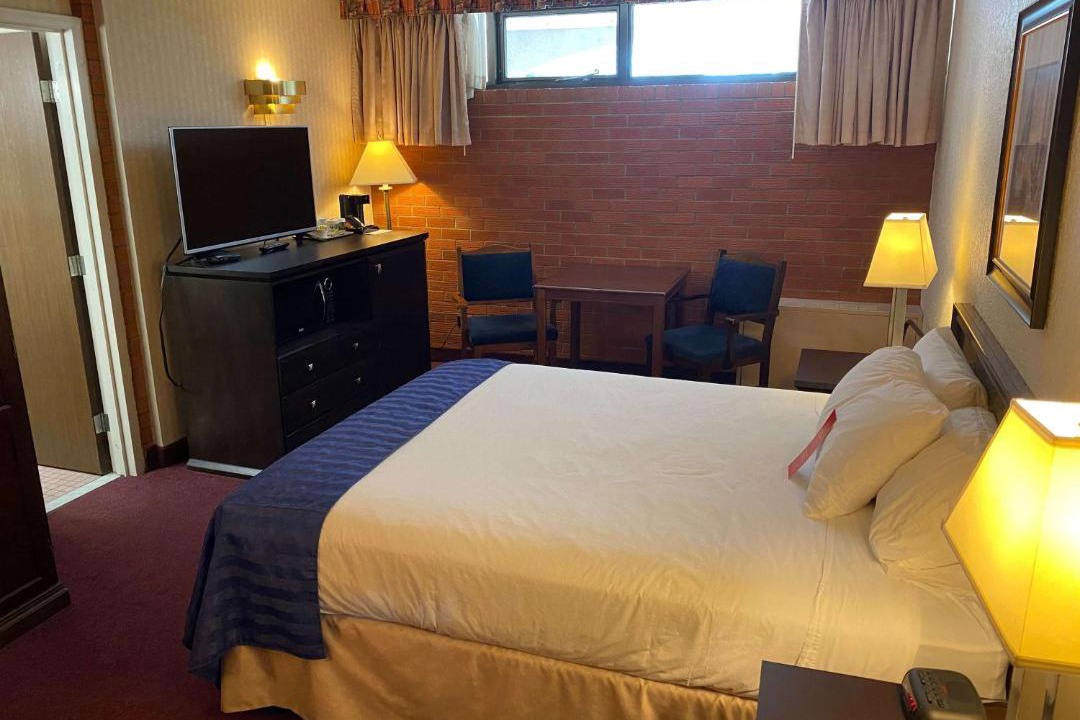 Photo of Bedroom in South Lethbridge
