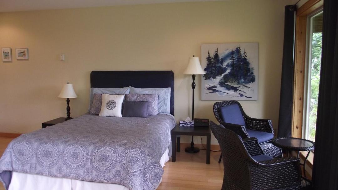 Photo of Bedroom in Halfmoon Bay