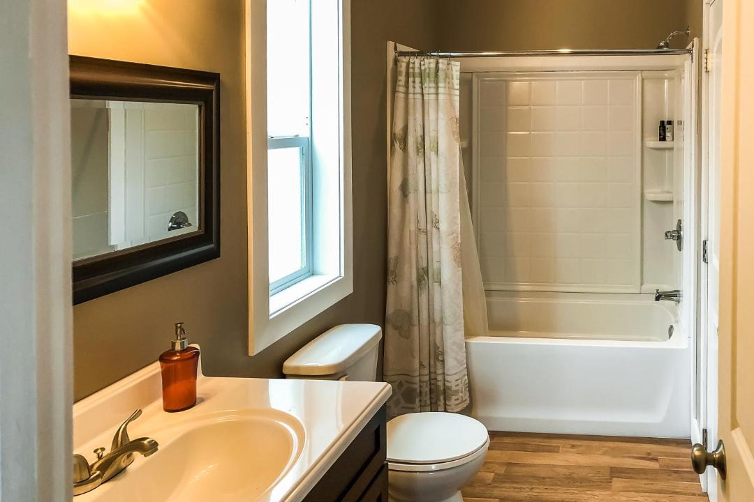 Photo of Bathroom in Christina Lake