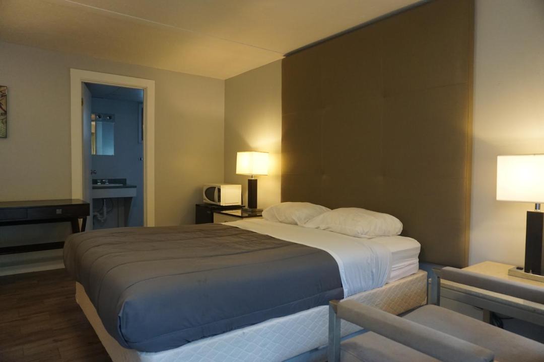 Photo of Bedroom in Boston Bar