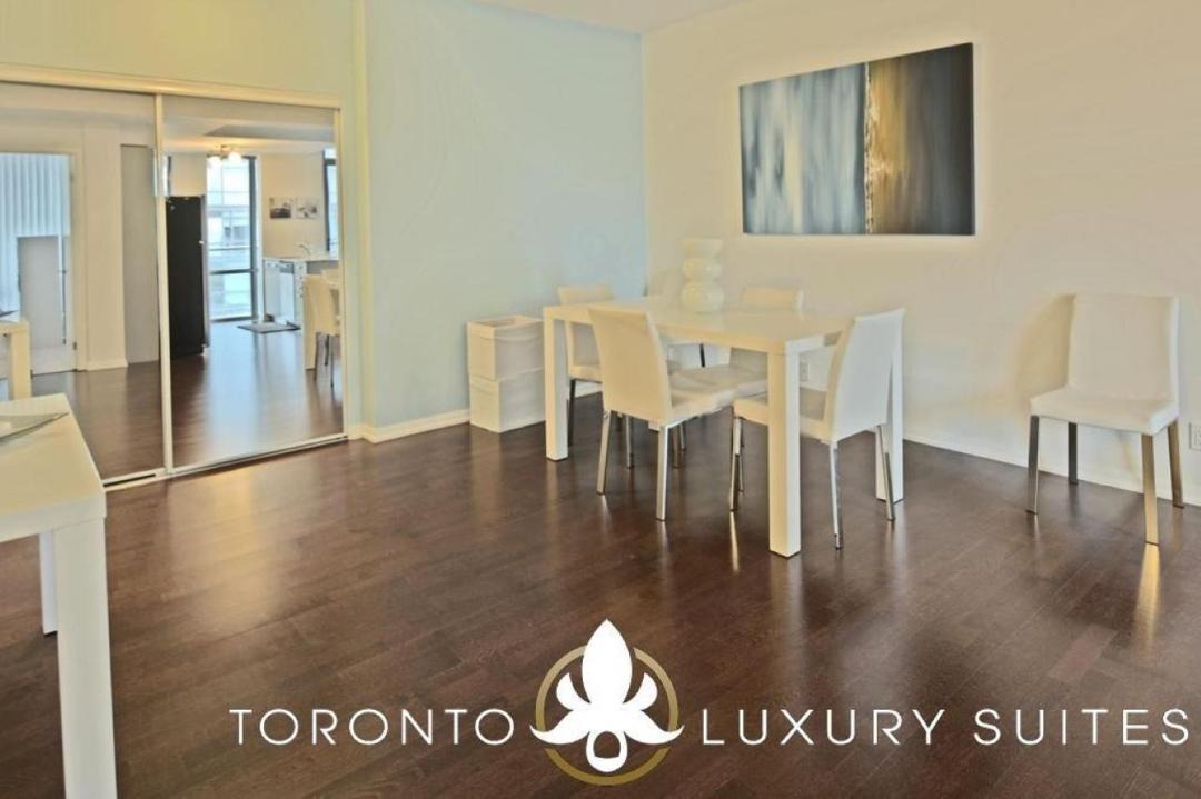 Photo of Livingroom in Bay Cloverhill