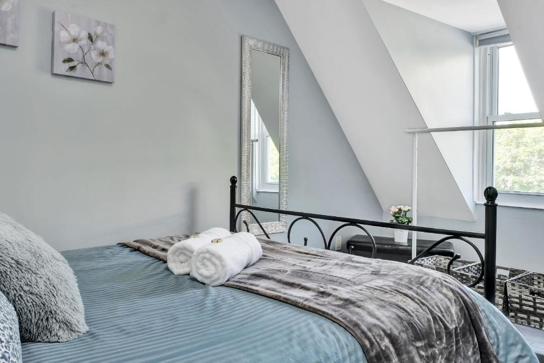 Photo of Bedroom in Centretown West