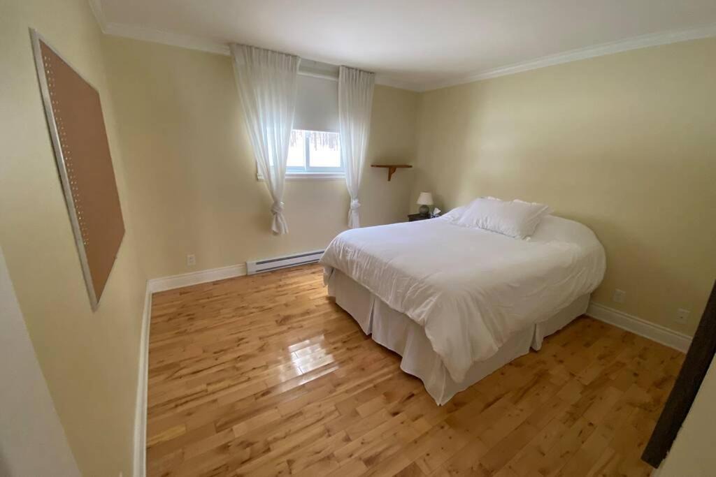 Photo of Bedroom in Prevost