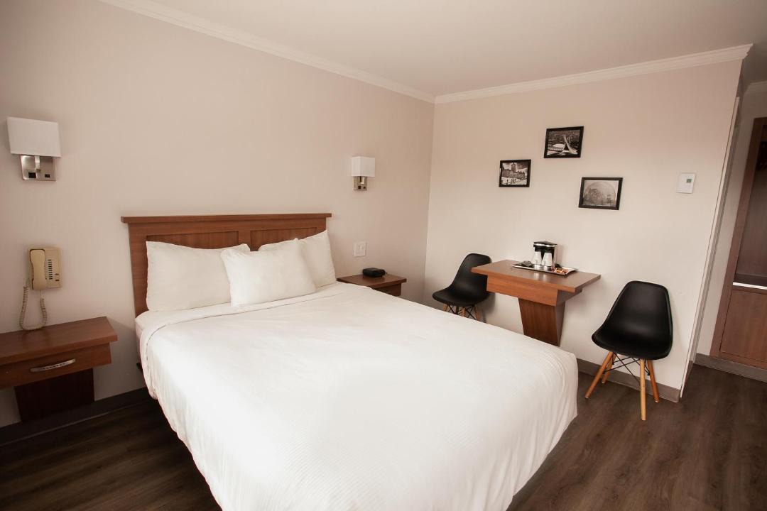 Photo of Bedroom in Laval
