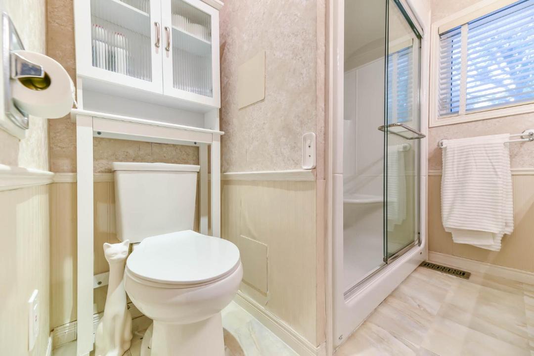 Photo of Bathroom in Halton Regional Municipality