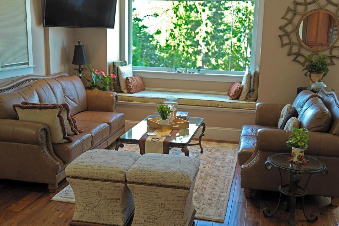 Photo of Livingroom in Chemainus
