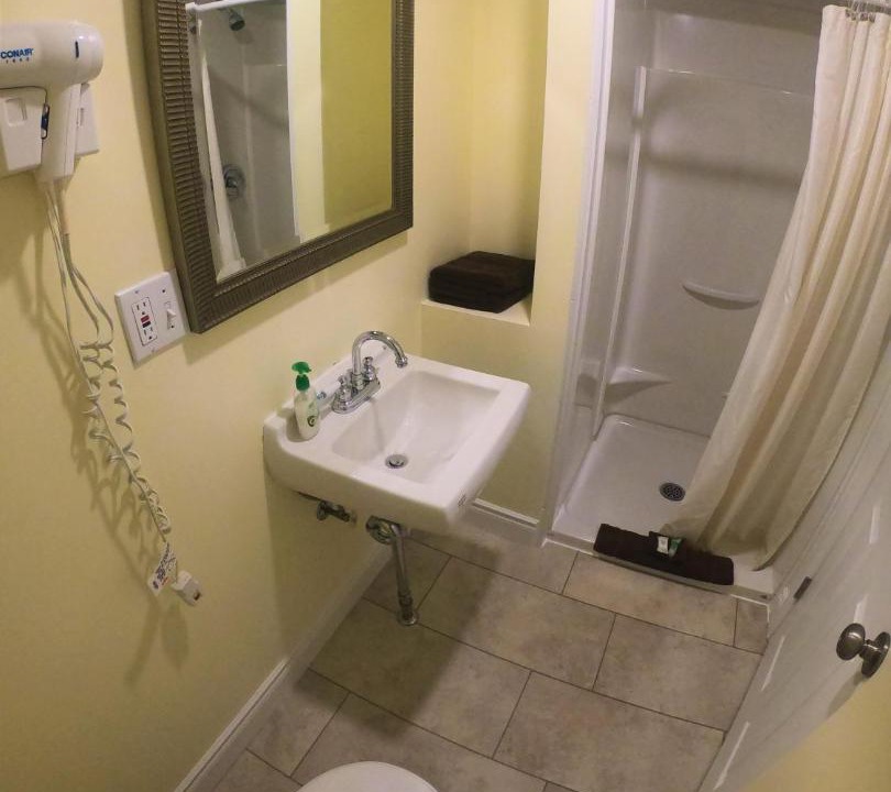 Photo of Bathroom in Wiarton