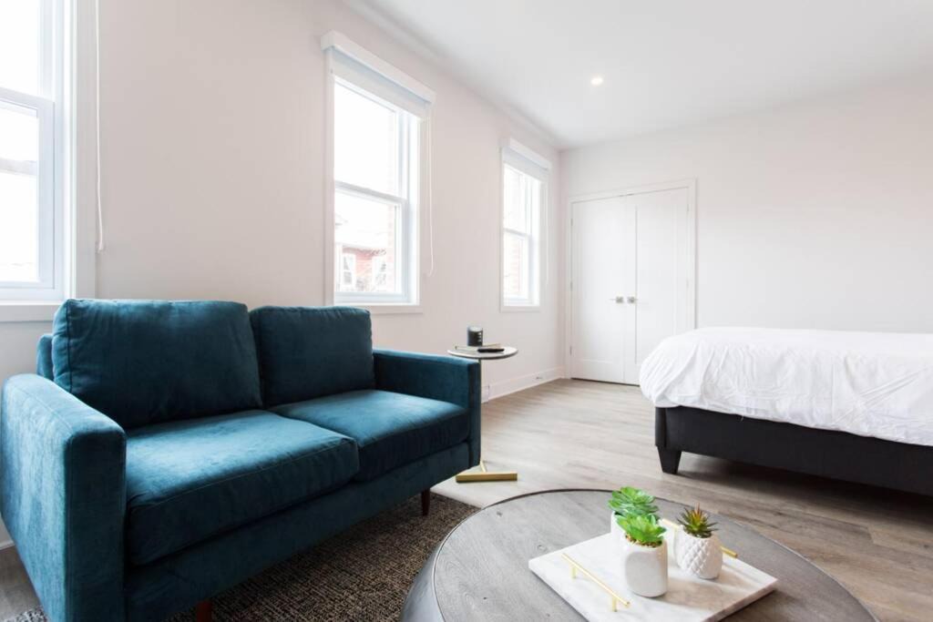 Photo of Livingroom in Mile End