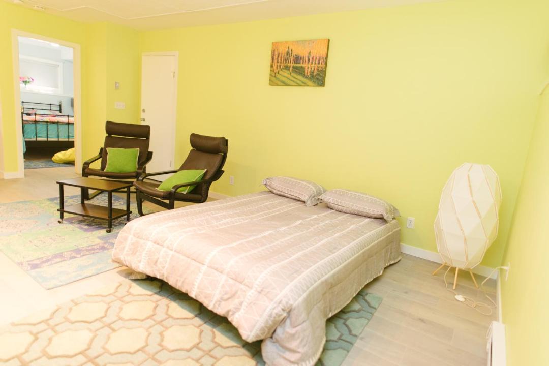 Photo of Bedroom in Saanich East
