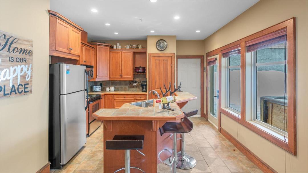 Photo of Kitchen in Big White Ski Resort