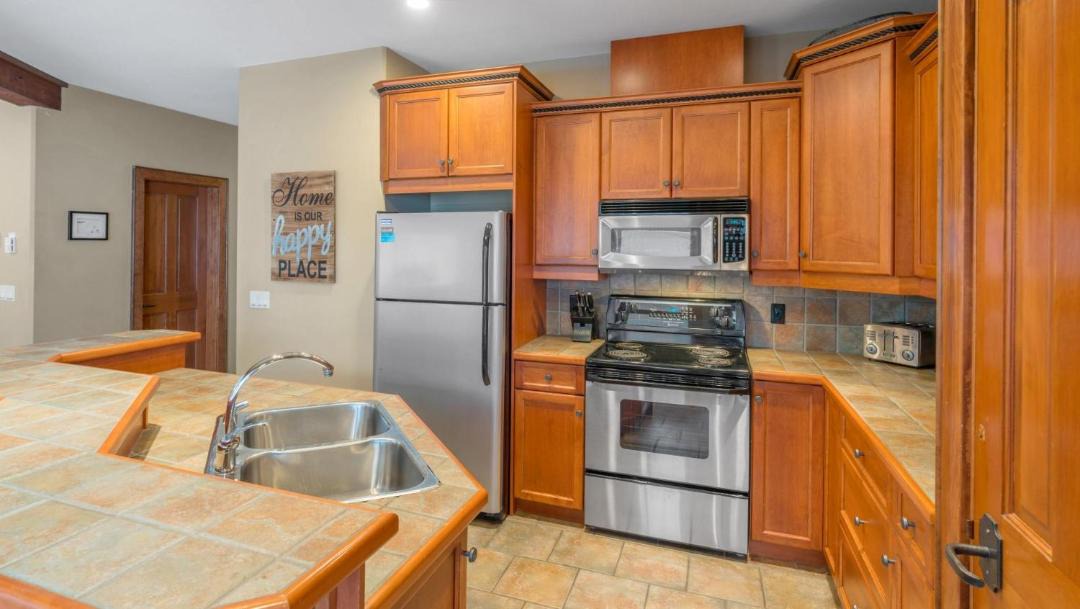 Photo of Kitchen in Big White Ski Resort