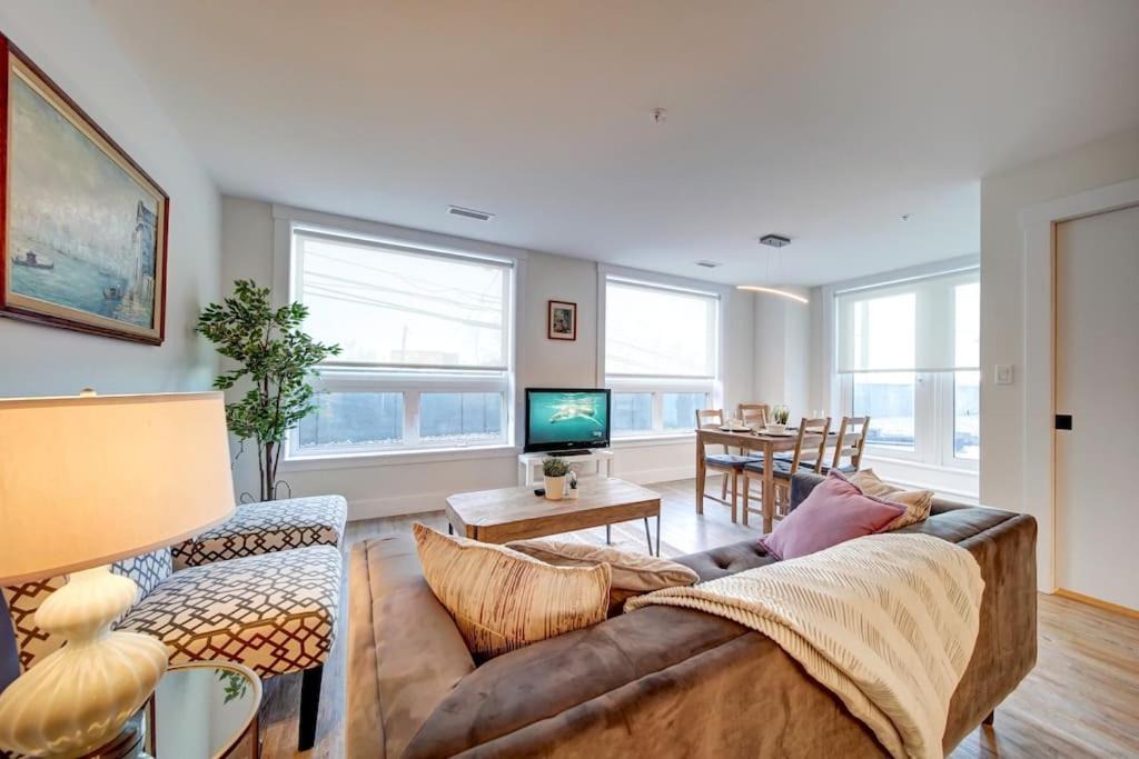 Photo of Livingroom in North End