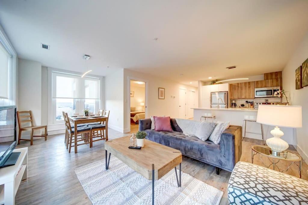 Photo of Livingroom in North End