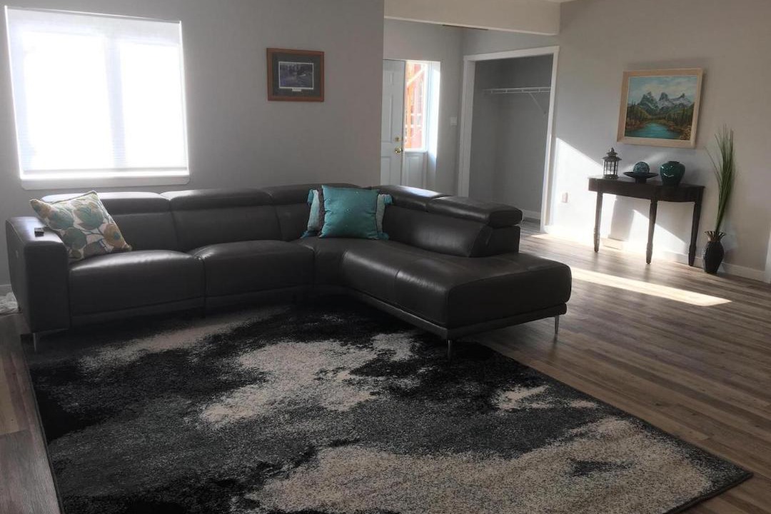 Photo of Livingroom in Division No. 3