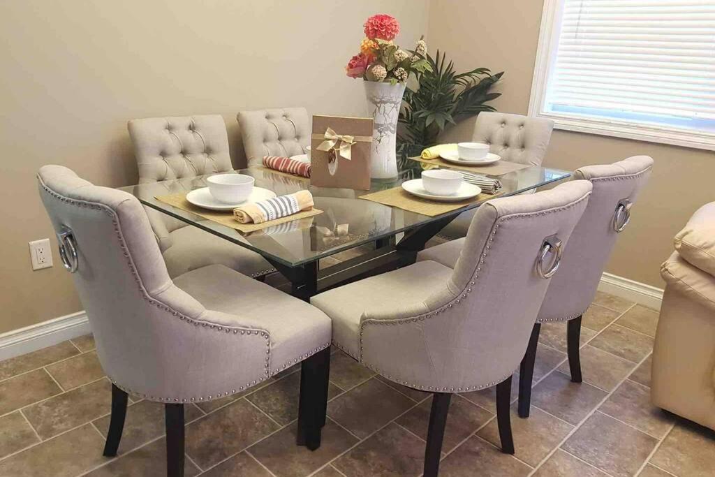 Photo of Livingroom in Grande Prairie