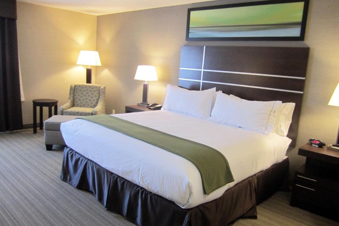 Photo of Bedroom in Golden